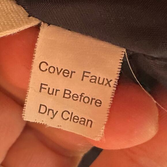 American Eagle Wool Blend Red Fur Hood Toggle Button Pea Coat Womens Large - Picture 14 of 16